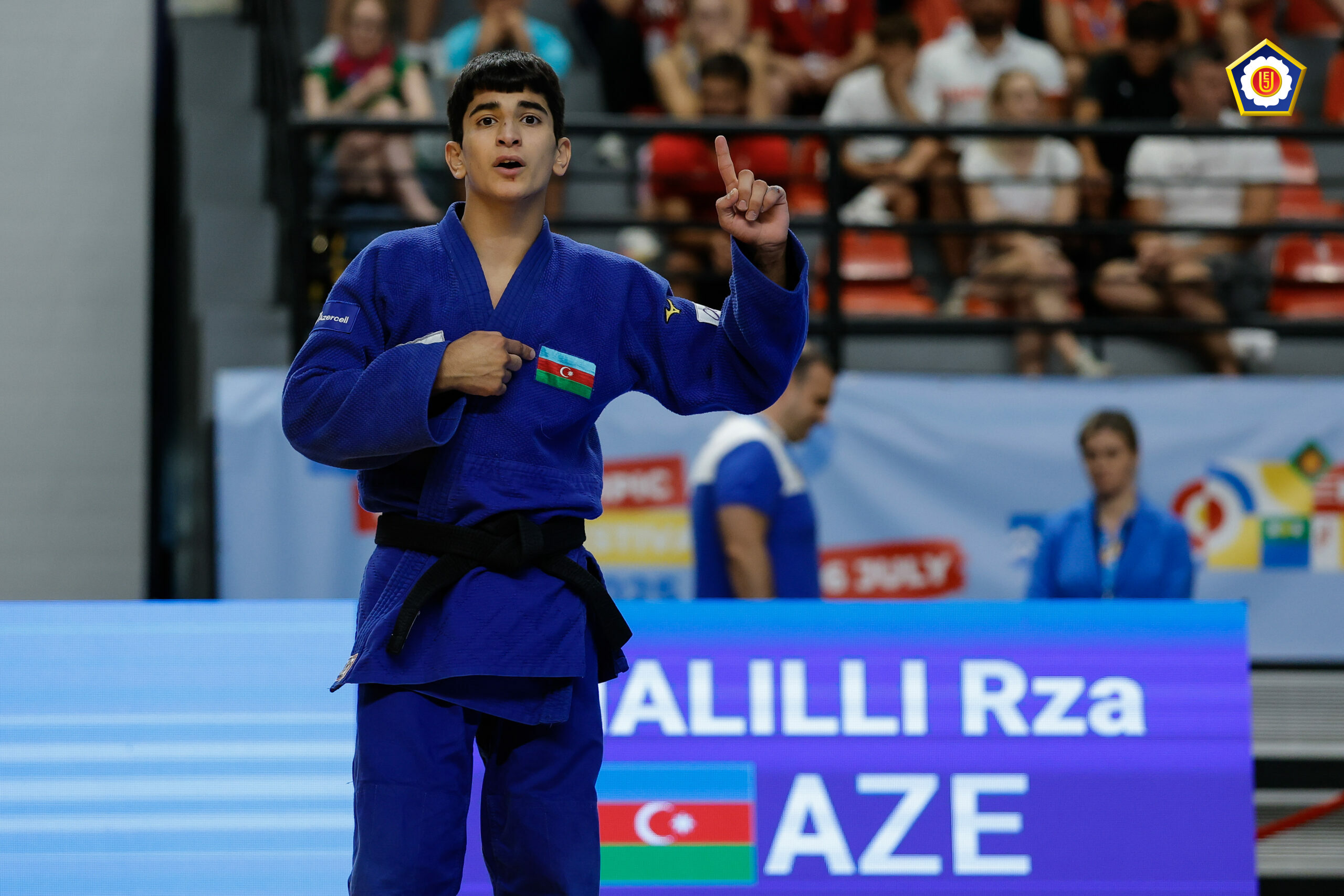 Rza Xəlilli: &ldquo;Azərbaycan bayrağının qaldırılması mənim üçün unudulmaz anlarla yadda qaldı&rdquo; &nbsp;